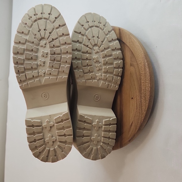 Madden Girl Lotto Bone Chunky Heel Loafers. Size 8 - Picture 9 of 9